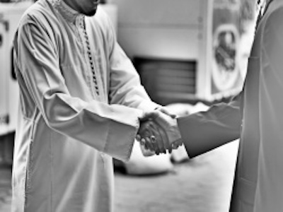 Нормативность рукопожатия и дуа после молитвы
